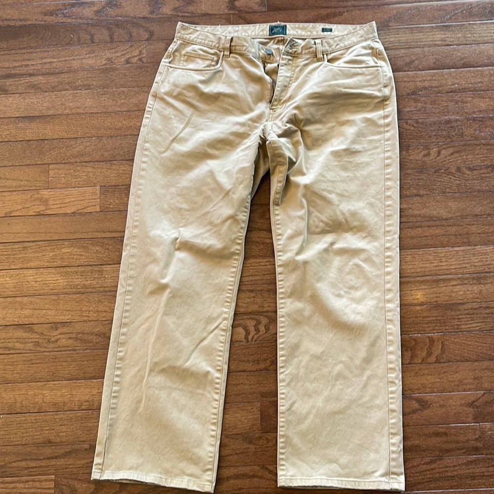 Bixby Relaxed Fit Khakis 33x30